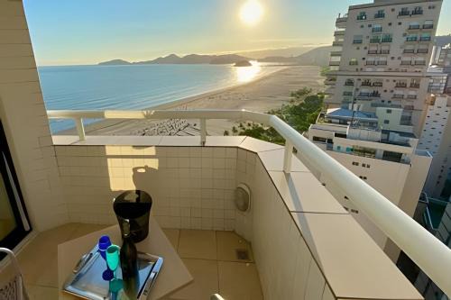 Boqueirao Apartment | Incrível vista para o mar com piscina no Boqueirão