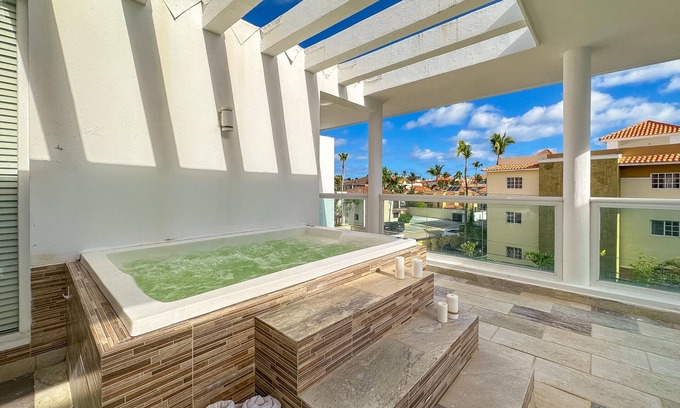 El Cortecito Apartment | Incredible 3 BR Penthouse w BBQ Jacuzzi