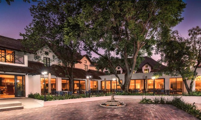 Greater Johannesburg Metropolitan Area Hotel | Indaba Hotel, Spa & Conference Center