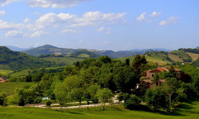 Cagli Other | Independent apartment in a farmhouse of a winery.