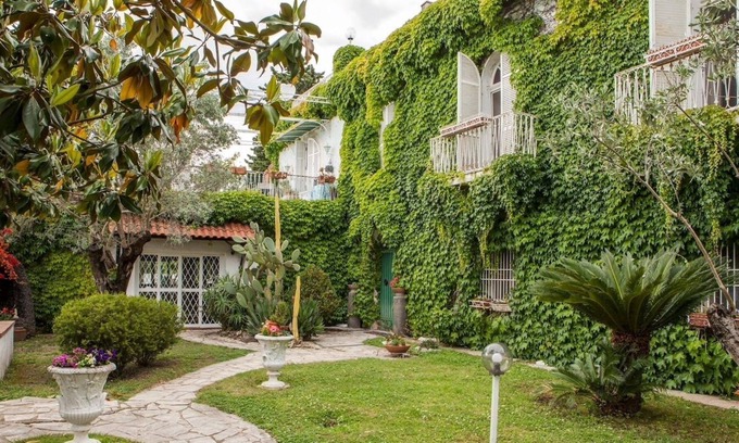 Battipaglia Apartment | Independent Mini Apartment in the Countryside