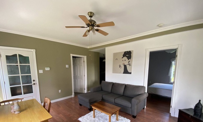 Cookshire-Eaton Apartment | Independent private accommodation adjoining a century-old house