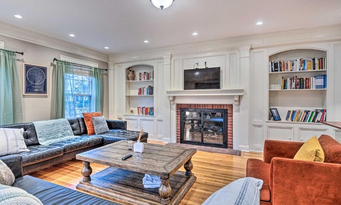 Meridian-Kessler House | Indianapolis Family Home in Walkable Area!