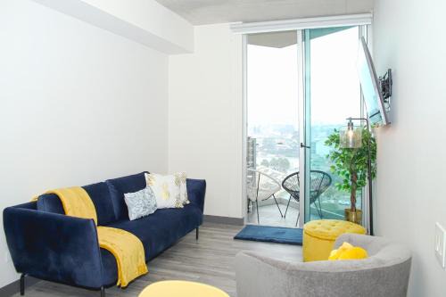 Mata Redonda Apartment | Indigo at 11, City Views and Wonderland Vibes!