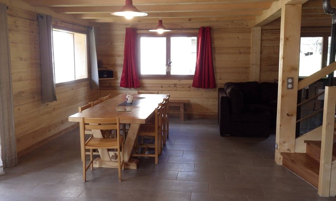 La Giettaz Ski Chalet | Individual chalet 10 people, hiking departure, foot of the slopes.