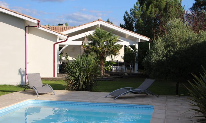 Ares House | INDIVIDUAL HOUSE NEAR CAP FERRET
