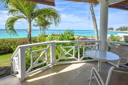 Worthing Apartment | Indramer 2 - Nautilus apts