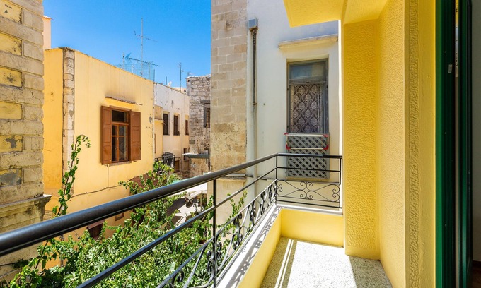 Old Town Rethymnon Apartment | Ink hotel family room Rethymno old town