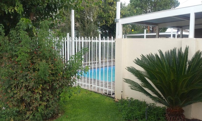 De Aar Bed & Breakfast | Inn Excellence B&B