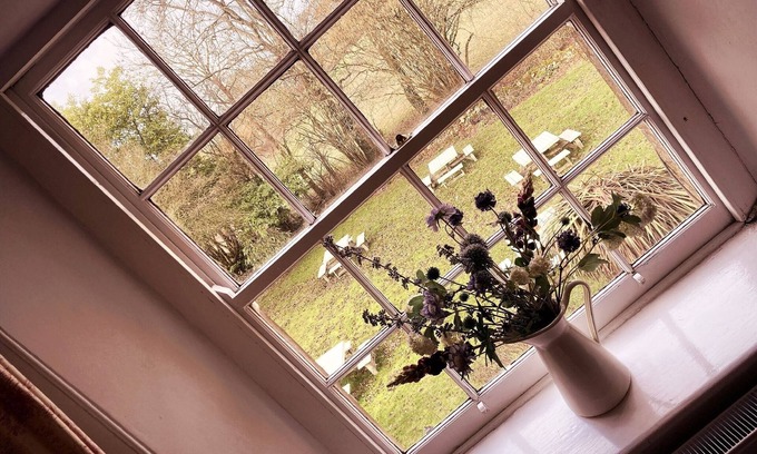 Windrush Hotel | Inn For All Seasons