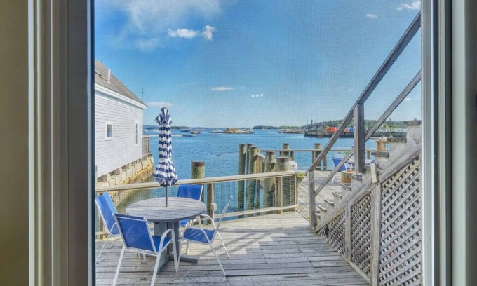 Stonington Hotel | Inn on the Harbor