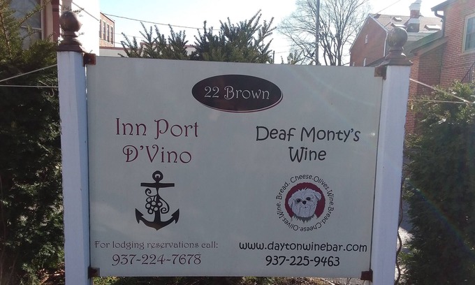 Oregon District House | Inn Port Lodging