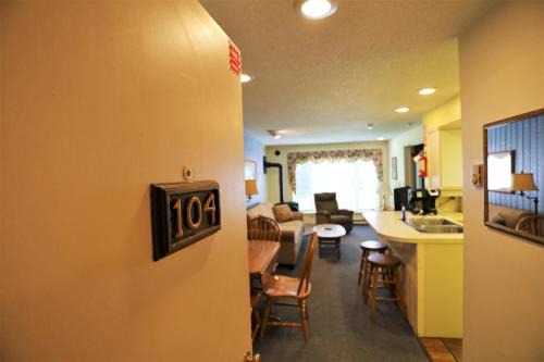 Waterville Valley House | Inns of WV 104