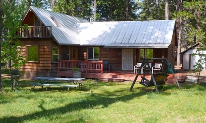 Foresta Cabin | INSIDE YOSEMITE! FORESTA! Peaceful, Artistic, the Place to be!