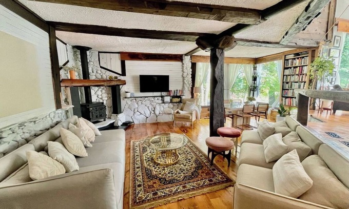 Cantley Ski Chalet | Insta-worthy artist’s retreat with amazing gazebo