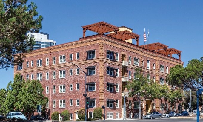 East Village Resort | Instant Booking 30% off - WorldMark Balboa Park (1 Bedroom with Queen Bed)