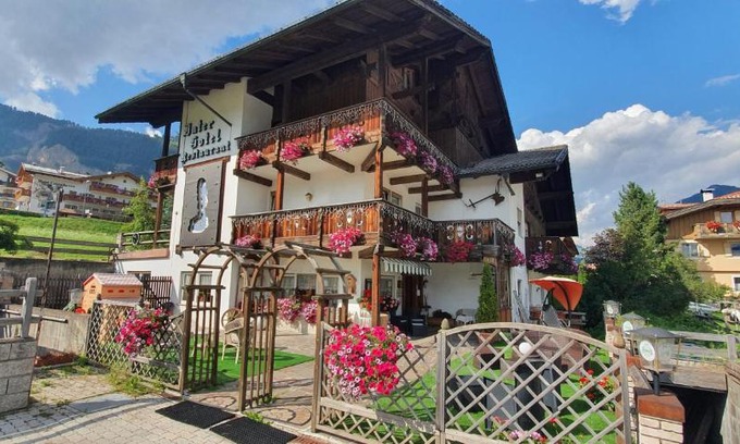 San Giovanni di Fassa Hotel | Inter Hotel B&B