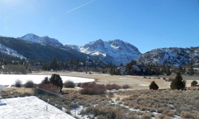 June Lake Condo | Interlaken#29 studio condo