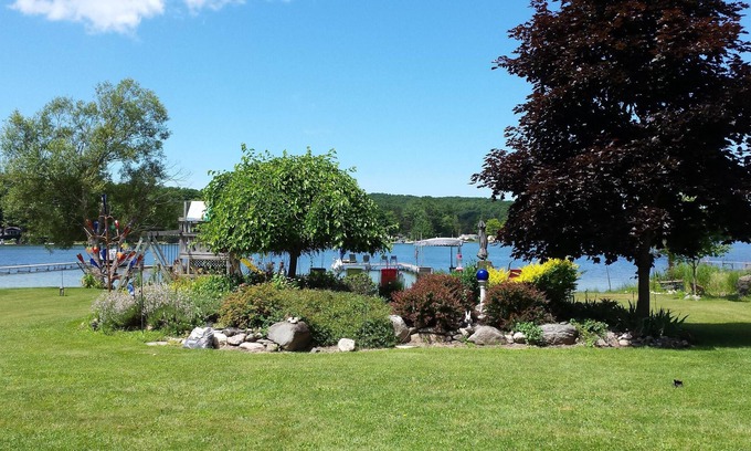 Central Lake Cottage | Intermediate Lake in Central Lake, Mi, Critts Cove Cottage