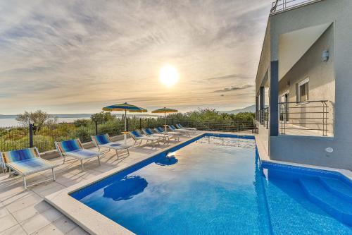 Kastel Kambelovac Villa | Intimate secluded Luxury Villa Cambello, GORGEOUS SEA VIEW in Croatia