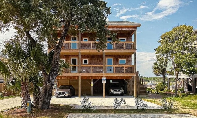 Holden Beach House | Intracoastal Indulgence