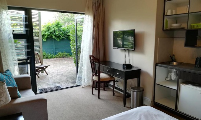Pinelands House | Inverness Manor