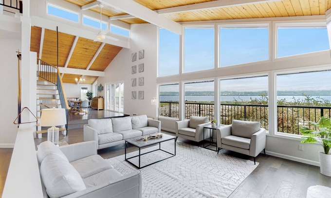 Camano Island House | Inviting pet-friendly waterfront home with firepit, pool table, grill, & W/D