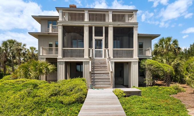 Debordieu Colony House | Inviting Vacation Home Directly on Beach