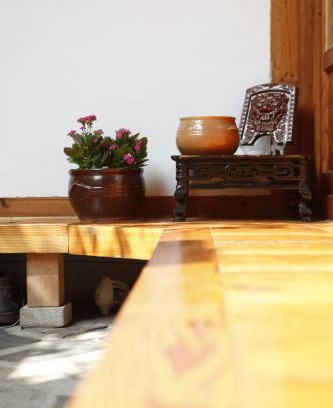 Gahoe-dong House | Inwoo Guesthouse