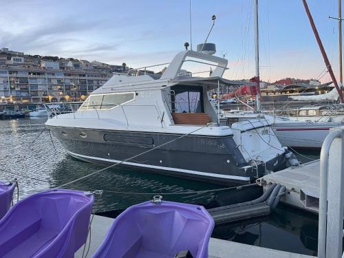 Sete Boat Rental | IPANEMA - JOLI BATEAU à QUAI
