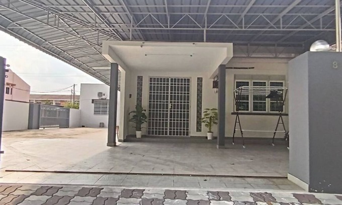 Hulu Kinta House | Ipoh Garden East Homestay by Grab A Stay