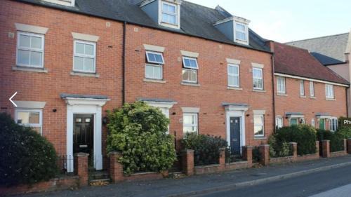 Ipswich Apartment | Ipswich-Luxury-Self Catering-Town Centre-Parking