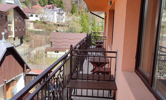 Busteni Hotel | Iri Busteni Hotel