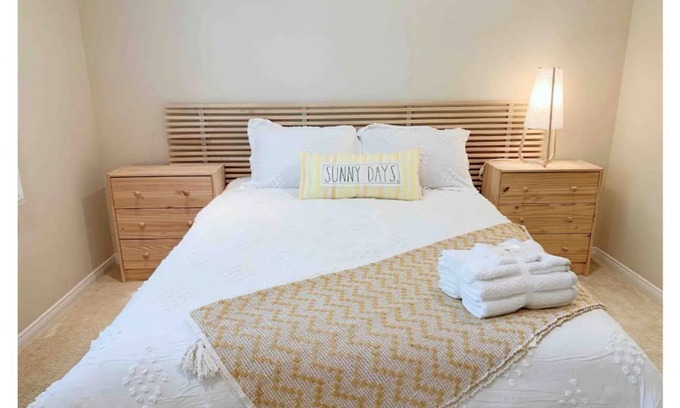 Tustin Villa | #IRVINE#Bright 3 bedrooms with full of sunshine