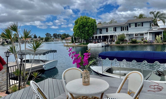 Lake Forest House | Irvine Lake Forest lake and boat with 4Bed 3Bath Cozy House