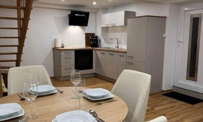 Lottstetten House | Isaak Apartment Lottstetten