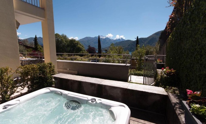 Azzano House | IsaBellaVista - Mezzegra, Tremezzina by LoveComo