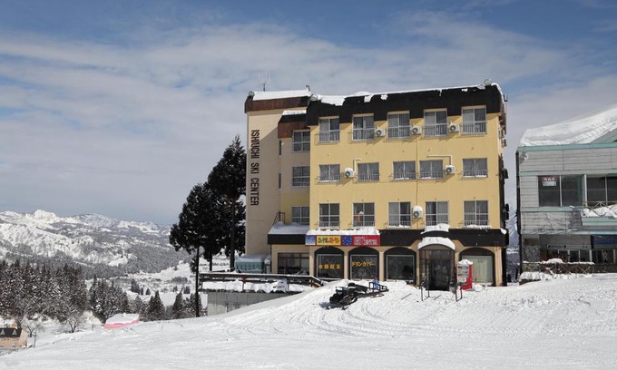 Yuzawa-machi Hotel | Ishiuchi Ski Center