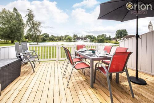 South Cerney House | Isis Lakes 40 - Casa Angela