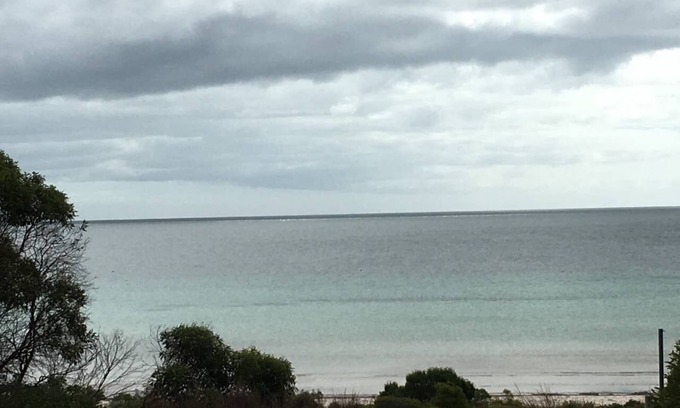 Island Beach House | Island Beach - The sandbar - Kangaroo Island