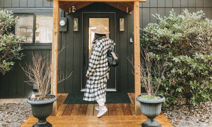 Clinton Cabin | Island Cabin + King bed + Mtn & Bay View + Firepit + Dog friendly