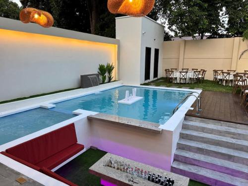 La Ceiba Villa | Island Crib - Luxury Villa for Stays & Events