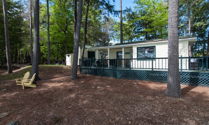 Gilford Cottage | Island family mini compound