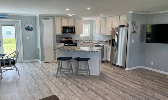 Bokeelia House | Island Getaway - Monthly Rental - 3 Queen Beds