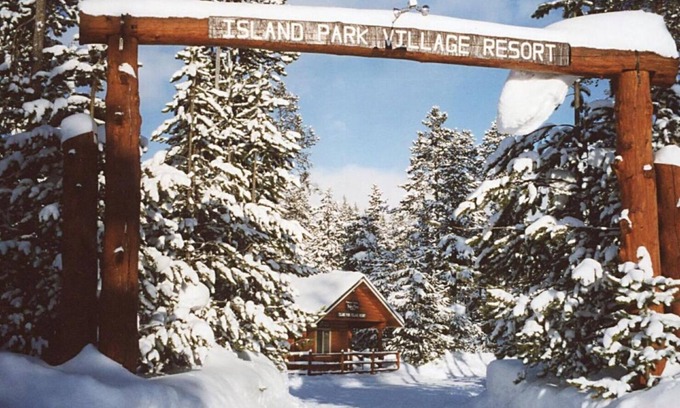 Island Park Condo | Island Park Village Resort