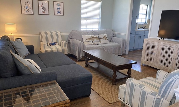 Grand Isle House | Isle Be Back - Beachfront - Island Realty