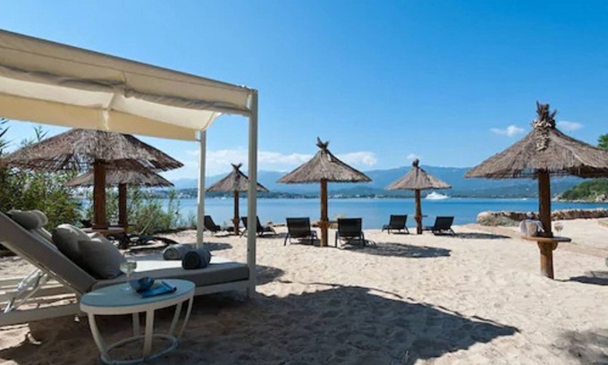 Porto-Vecchio Hotel | Isulella Hotel & restaurant