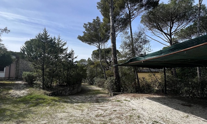 Marina di Castagneto Carducci Villa | Villa con 4 Camere da Letto a 200 Metri dal Mare