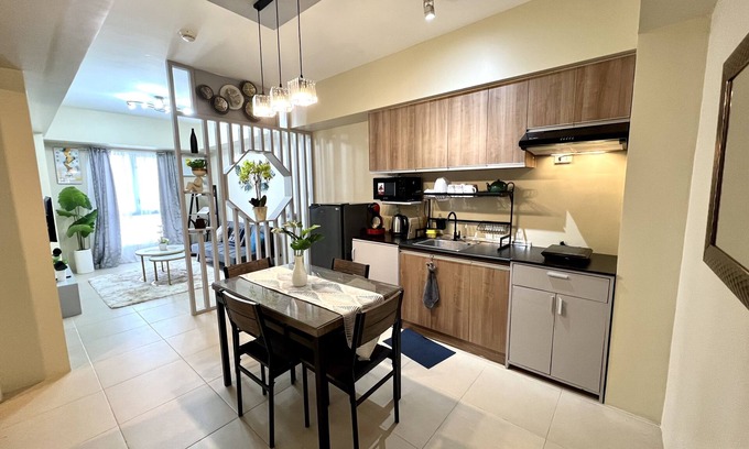 Lahug Condo | IT Park home. Steps away from mall.