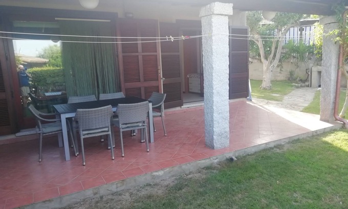 Villaggio Mandorli Villa | Villa with garden Villasimius